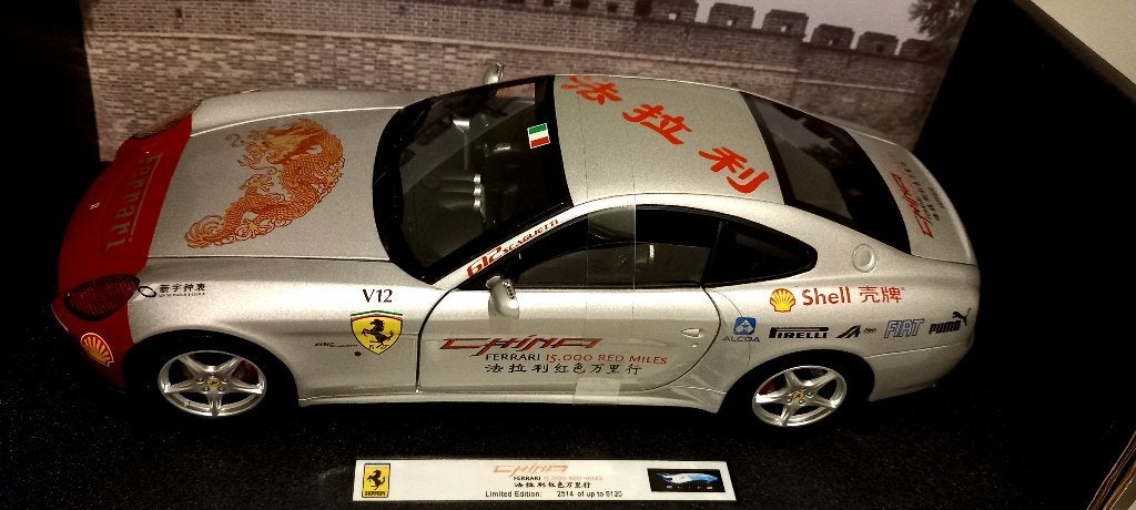 1/18 Ferrari 612 V12 Scaglietti 15.000 red miles China 2005, Enlèvement ou Envoi, Neuf, Voiture, Hot Wheels