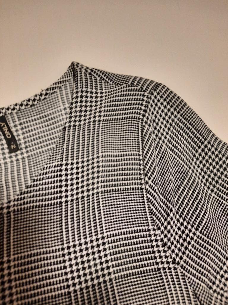 Only Bloesjes 14 stuks maat M, Kleding | Dames, Ophalen, Zo goed als nieuw, Maat 38/40 (M)