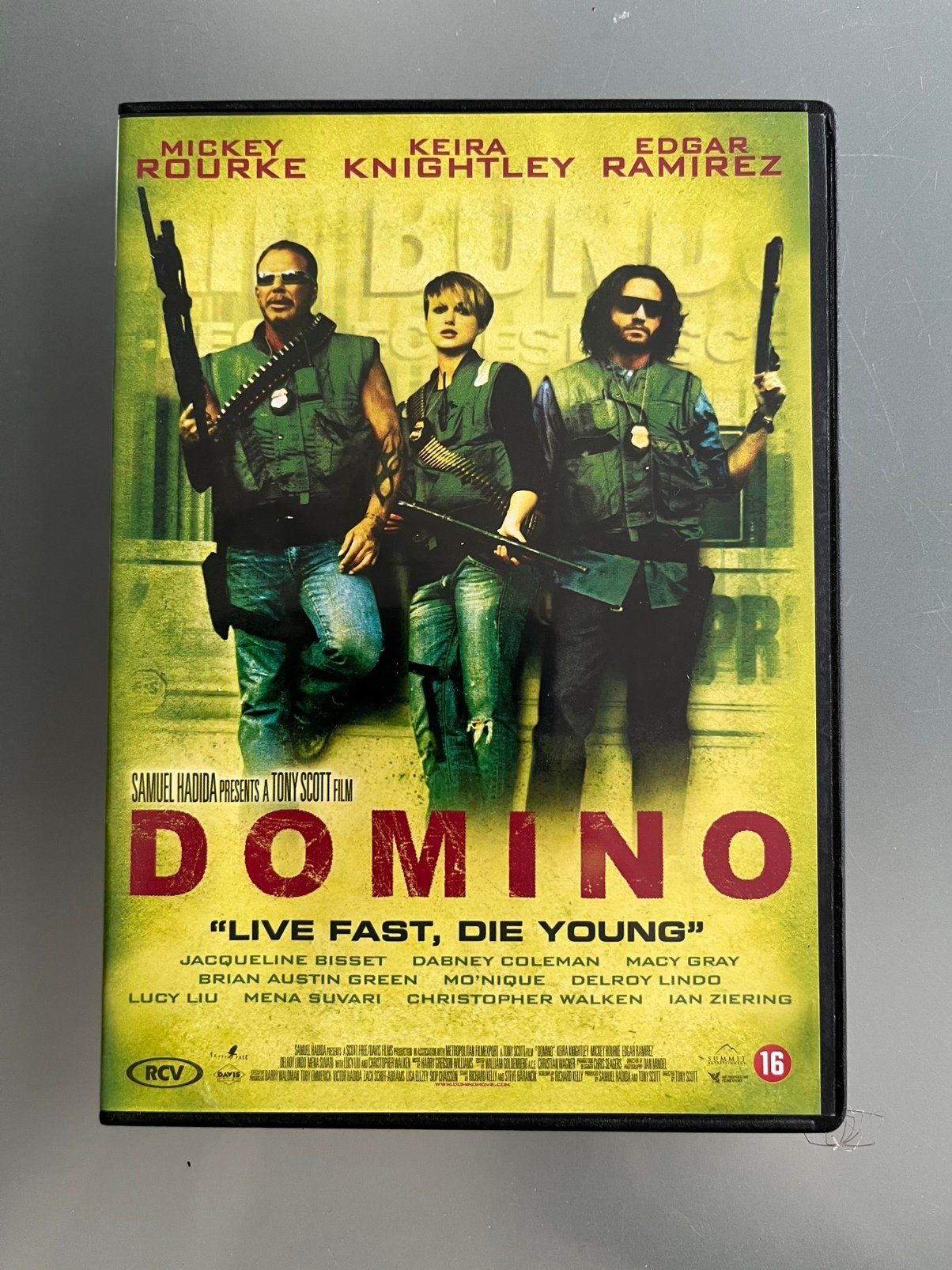 DVD Domino, Enlèvement, Comme neuf