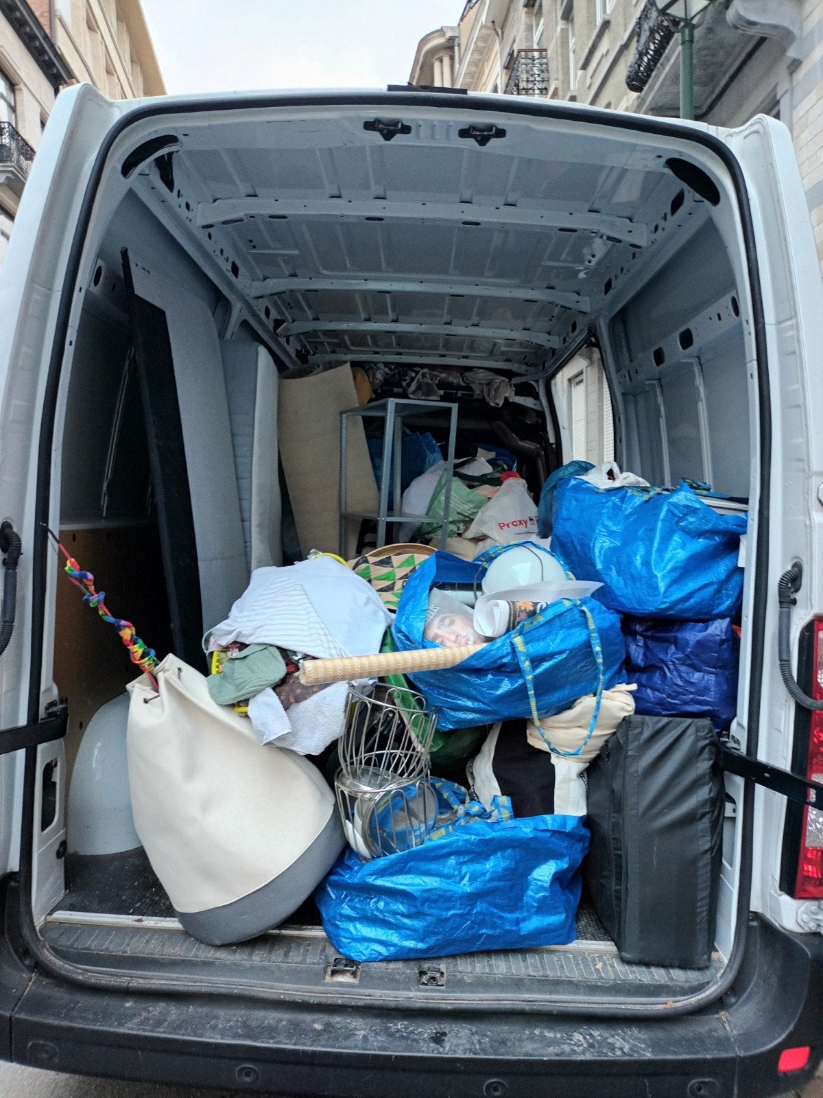Location Camionnette avec chauffeur, Offres d'emploi, Emplois | Chauffeurs