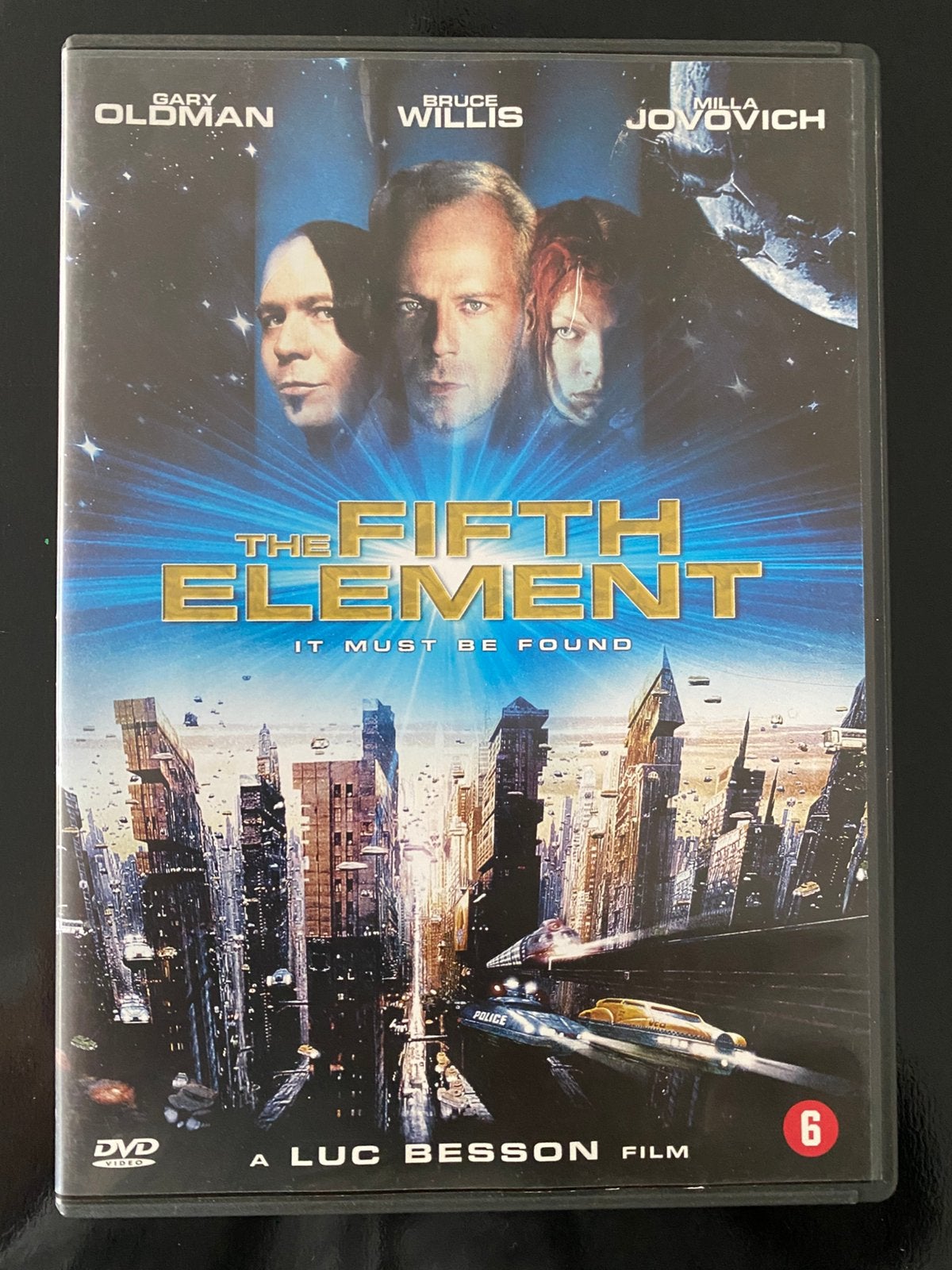 The Fifth Element, Enlèvement ou Envoi, Comme neuf