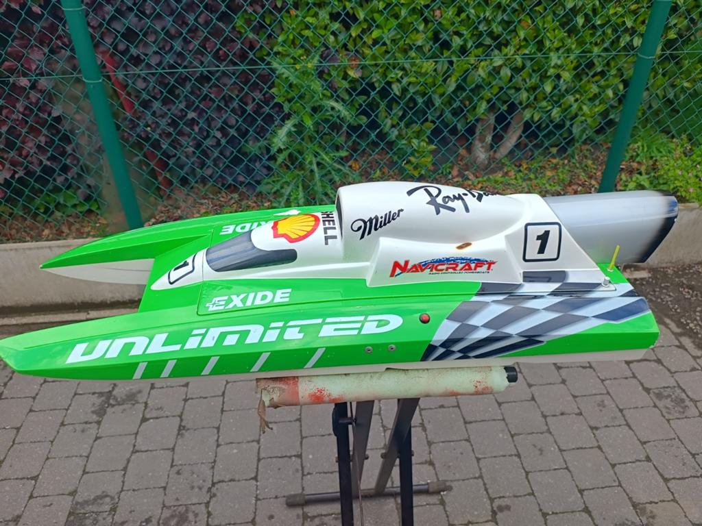 Navicraft Unlimited 1/5 petrol powerboat, Hobby & Loisirs créatifs, Modélisme | Bateaux & Navires, Enlèvement