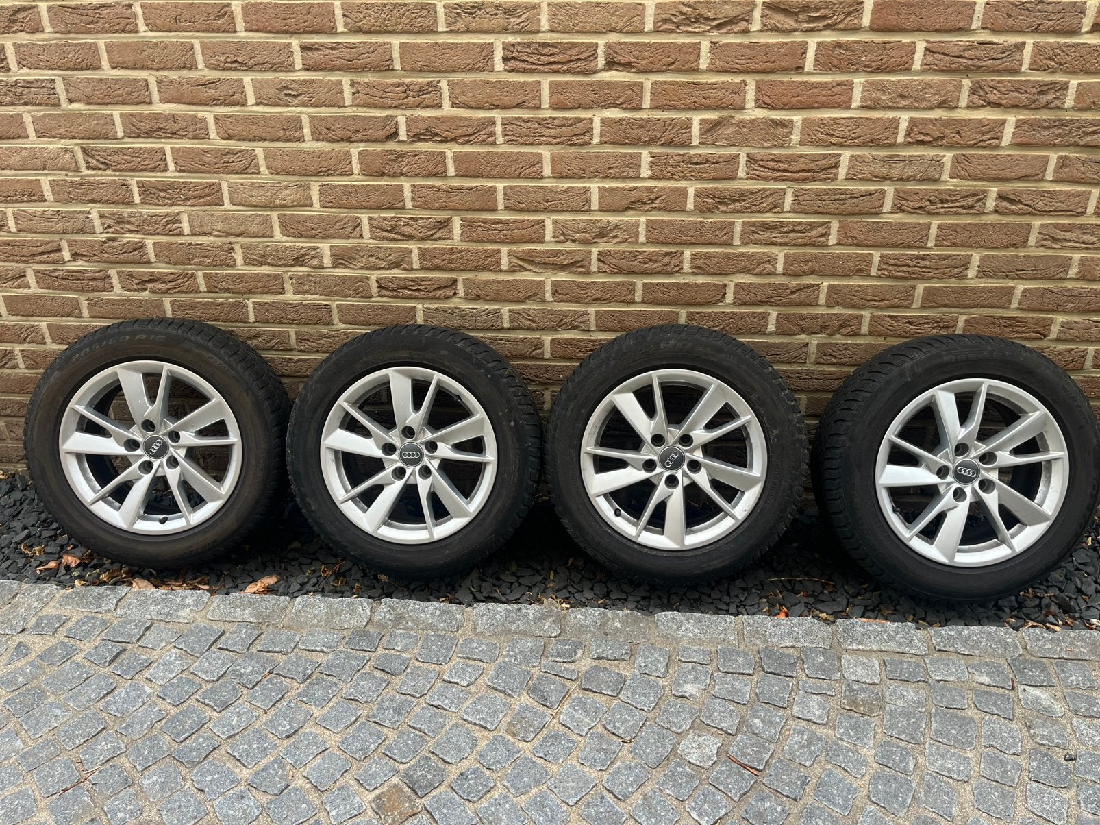Originele 16 inch Audi A4 lichtmetalen velgen (205/60 R16), Auto-onderdelen, Banden en Velgen, Ophalen, Gebruikt, Velg(en), 16 inch