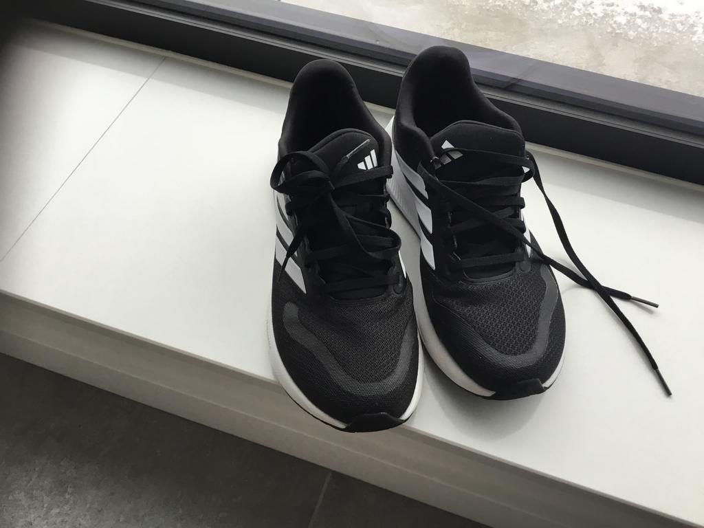 Adidas sneakers maat 41,5, Enlèvement, Comme neuf, Baskets