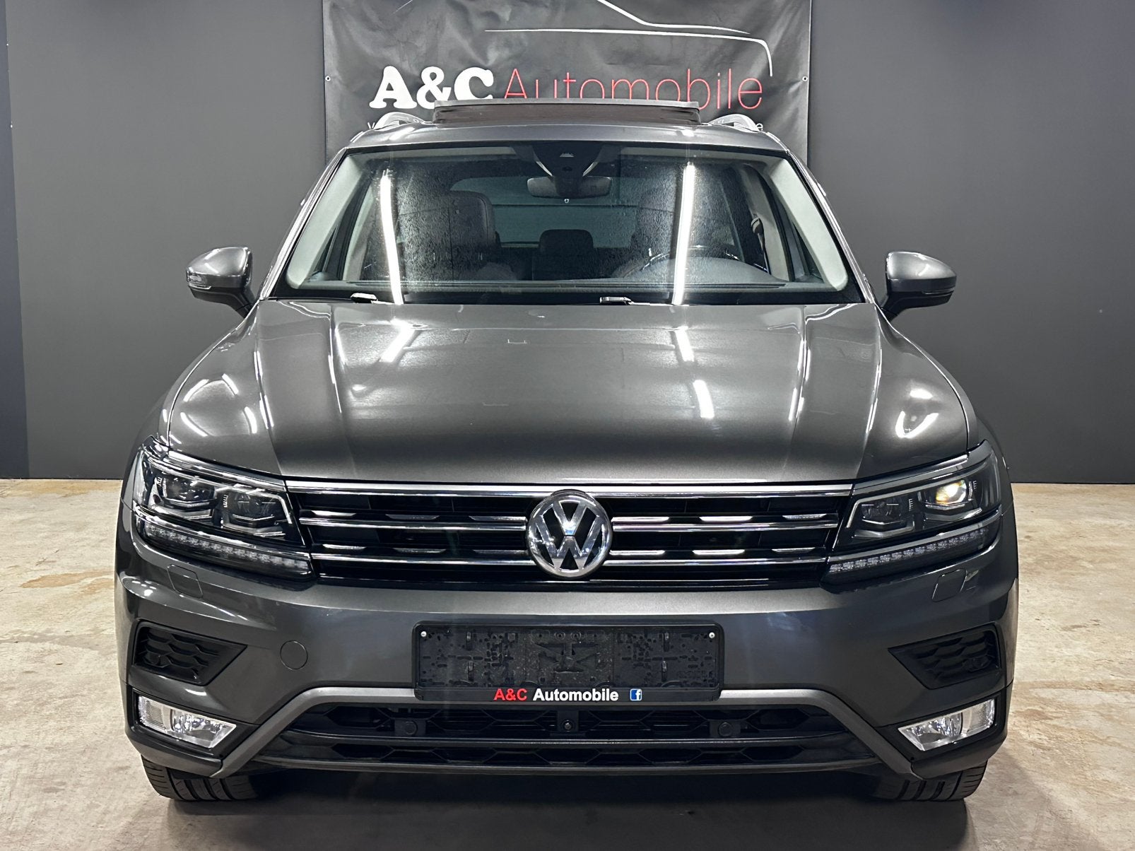 Vw Tiguan 2.0Diesel Automatique - Pano - Cuir, Autos, Volkswagen, Bluetooth, Argent ou Gris, Achat, Entreprise