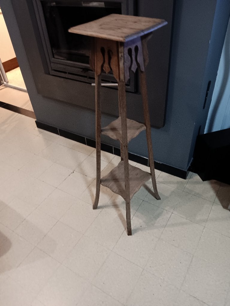 belle selette en bois, Enlèvement