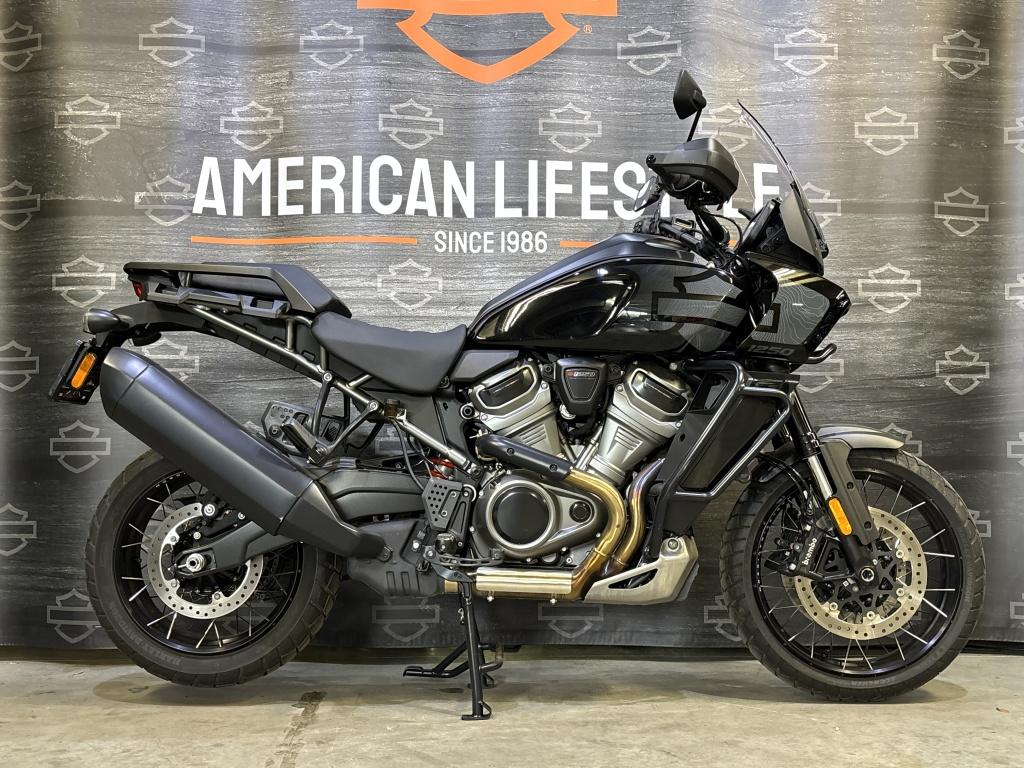 Harley-Davidson - Davidson Adventure Touring Adventure Touri, Motoren, Via Galileo Galilei 1
30033   Noale, IT, 1252 cc, Traction Control