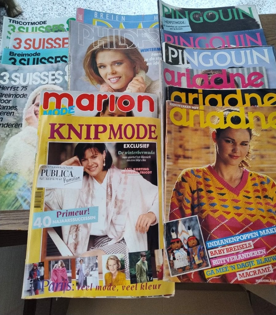 Vintage handwerkboeken breiboek, naaiboek, ariadne, Hobby en Vrije tijd, Ophalen of Verzenden, Breien
