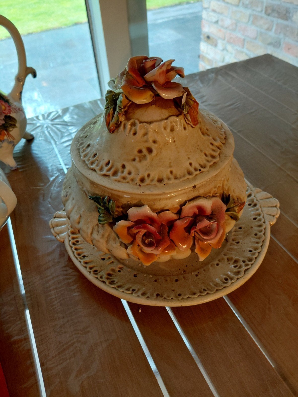 Antiek soepterrine met lepel capodimonte, Enlèvement