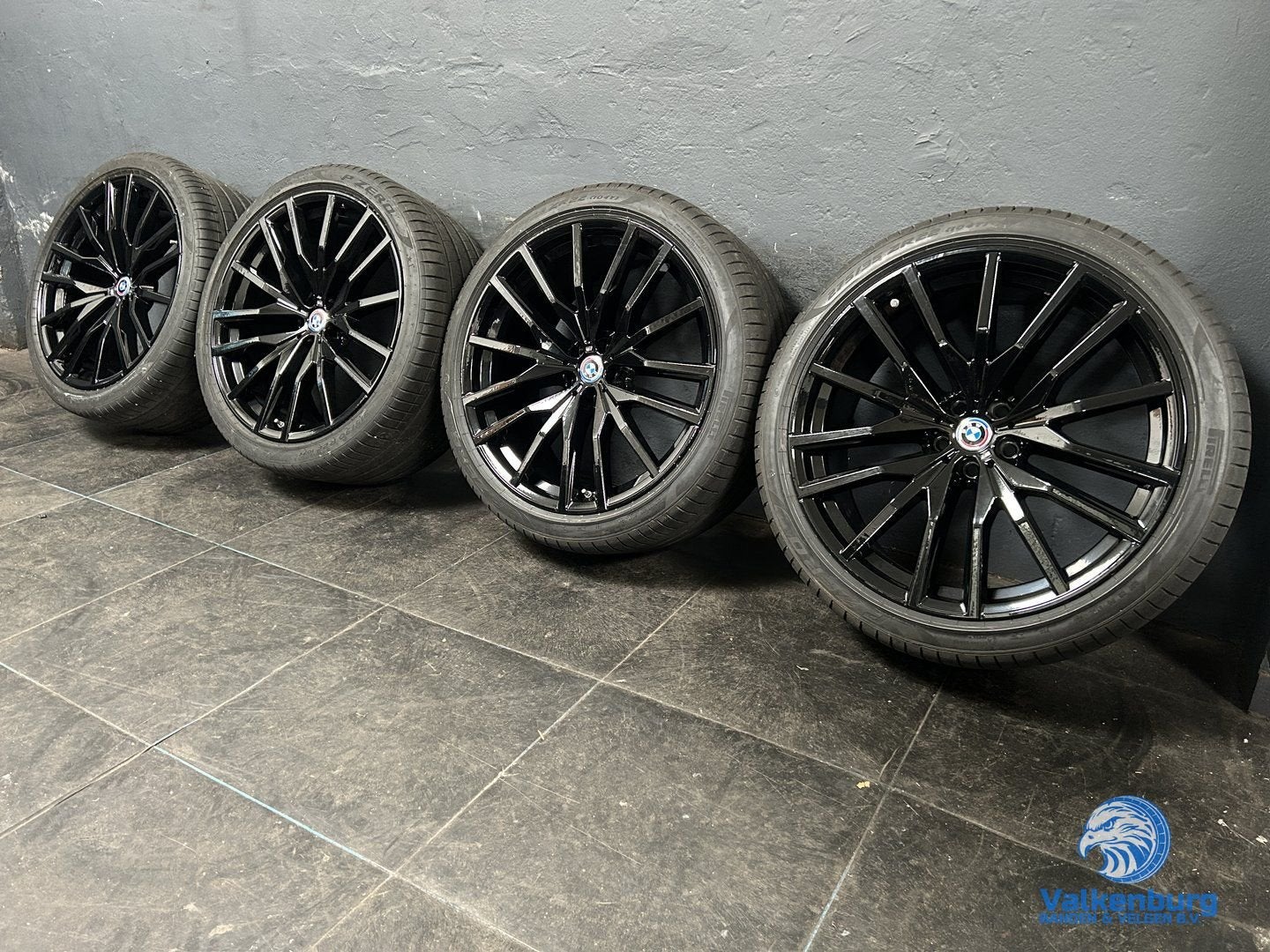 7mm! Originele BMW X5 X6 G05 G06 Style 742M 22 inch zwart br, Autos : Pièces & Accessoires, Pneus & Jantes, Pneus et Jantes, Véhicule de tourisme