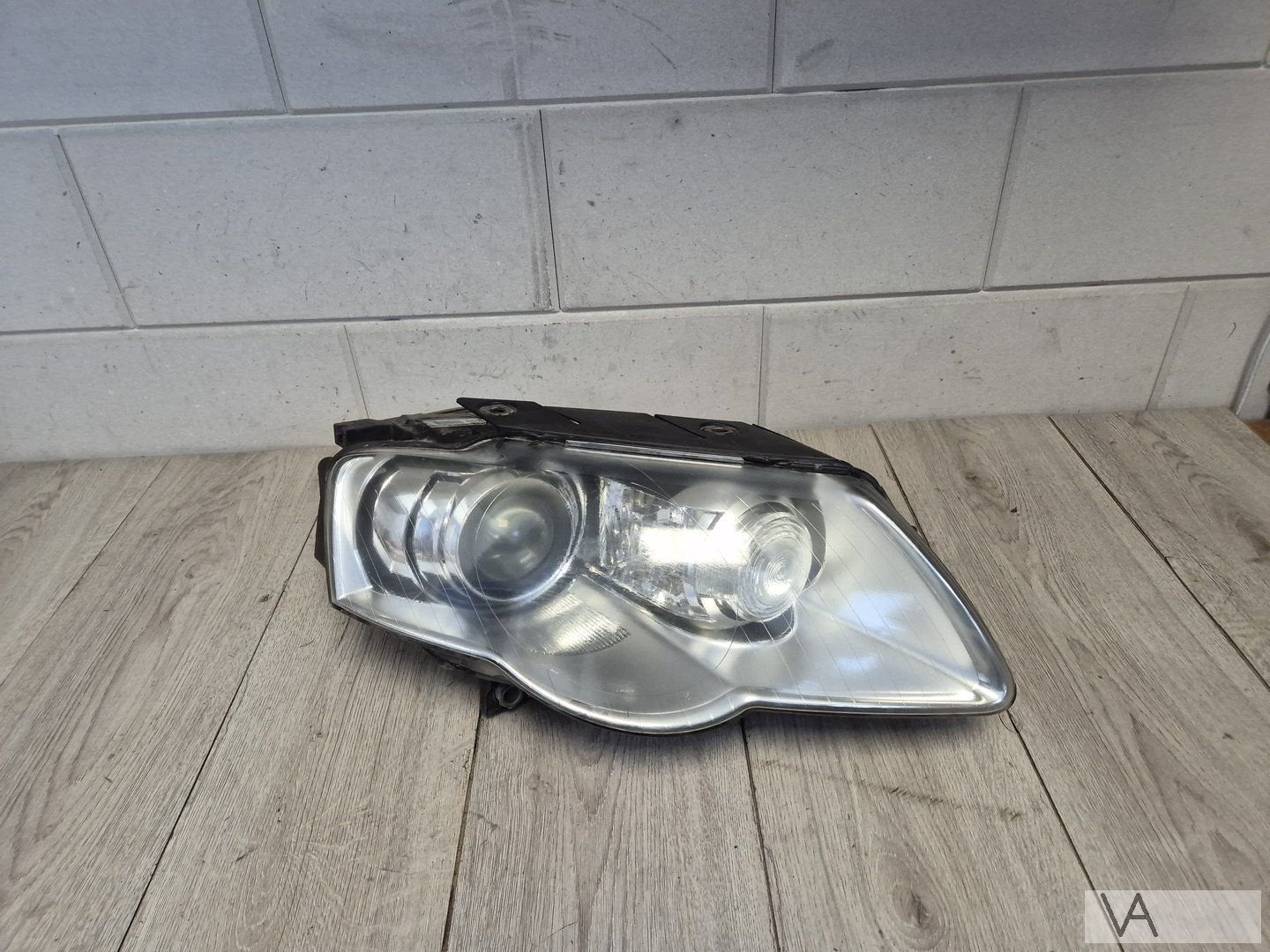 Koplamp rechts XENON met bochtlicht van VW Passat 3c0941752k, Gebruikt, -, Volkswagen, -