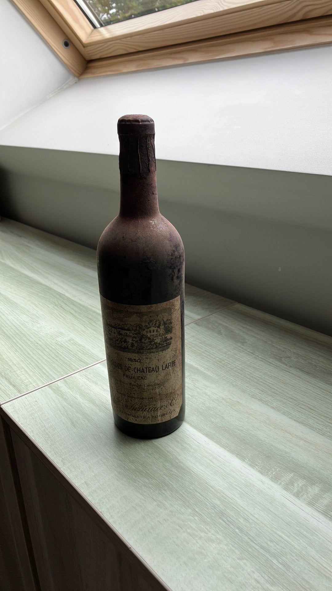 Vieux vin rouge, Collections, Enlèvement ou Envoi, Comme neuf, Vin rouge