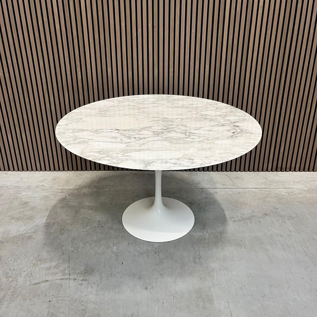 Knoll Saarinen Tulip tafel - Arabescato -  120 cm, Ophalen of Verzenden