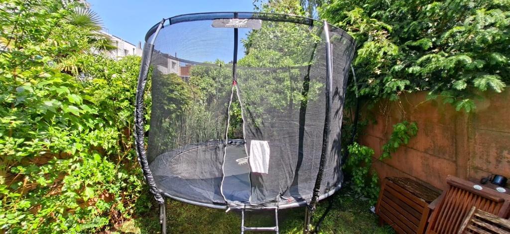 Trampoline - senz sports - j4000 plus - 305 cm, Kinderen en Baby's, Speelgoed | Buiten | Trampolines, Zo goed als nieuw, Ophalen
