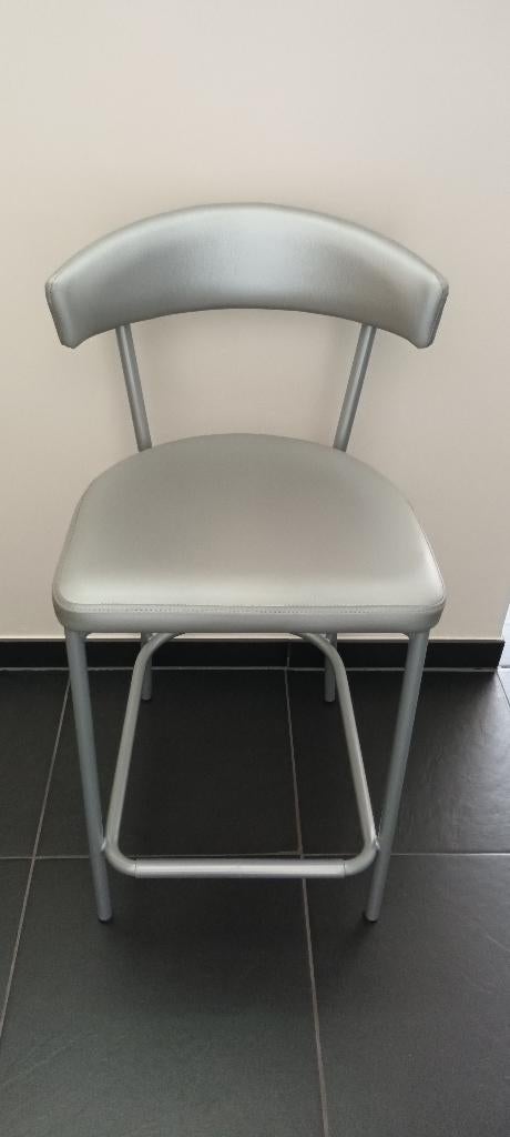 keukenstoel, Ophalen, Gebruikt, Metaal, Eén