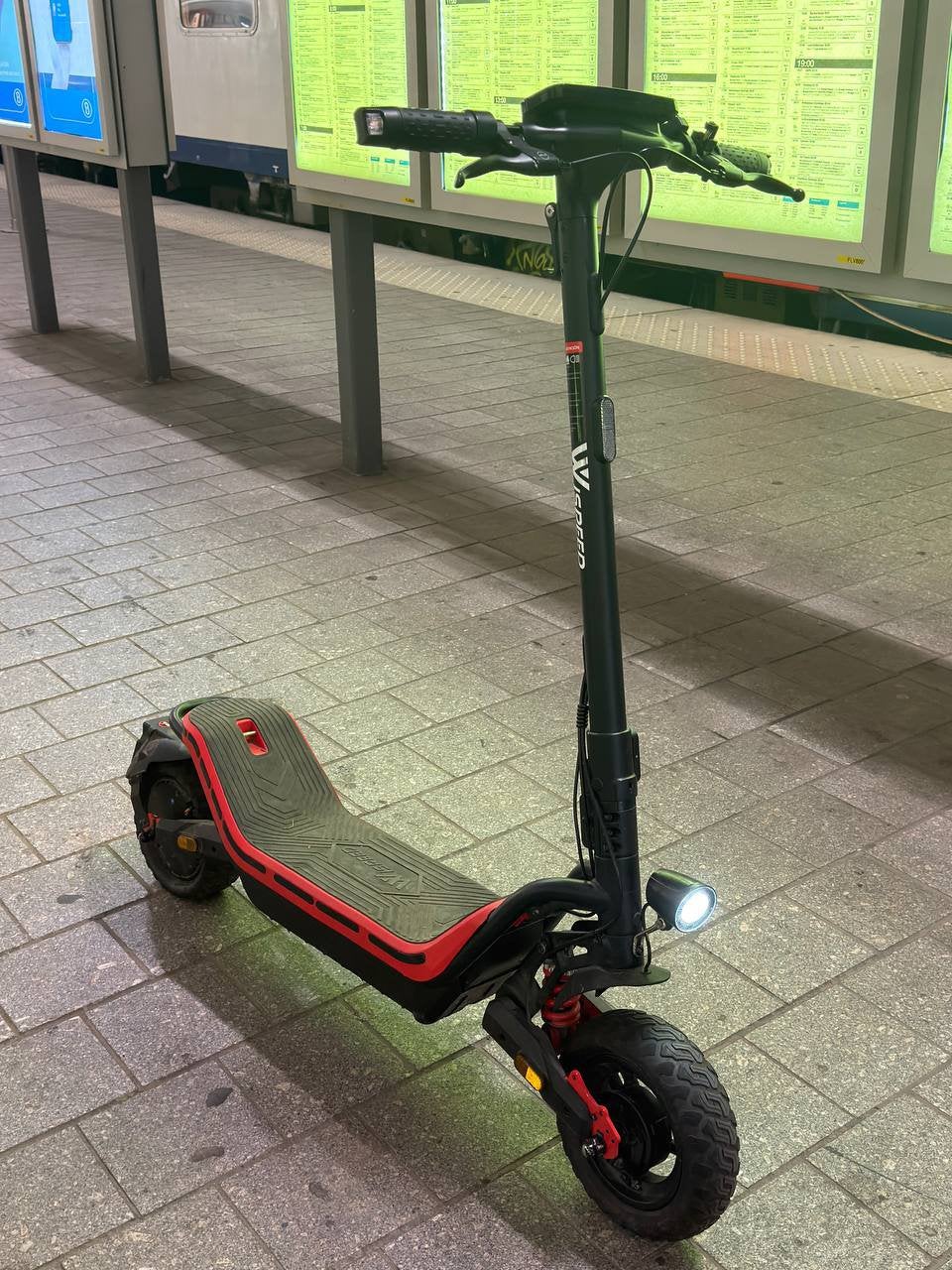 Wispeed SUVPILOT 150 electric scooter, Fietsen en Brommers, Steps, Zo goed als nieuw, Elektrische step (E-scooter), Ophalen