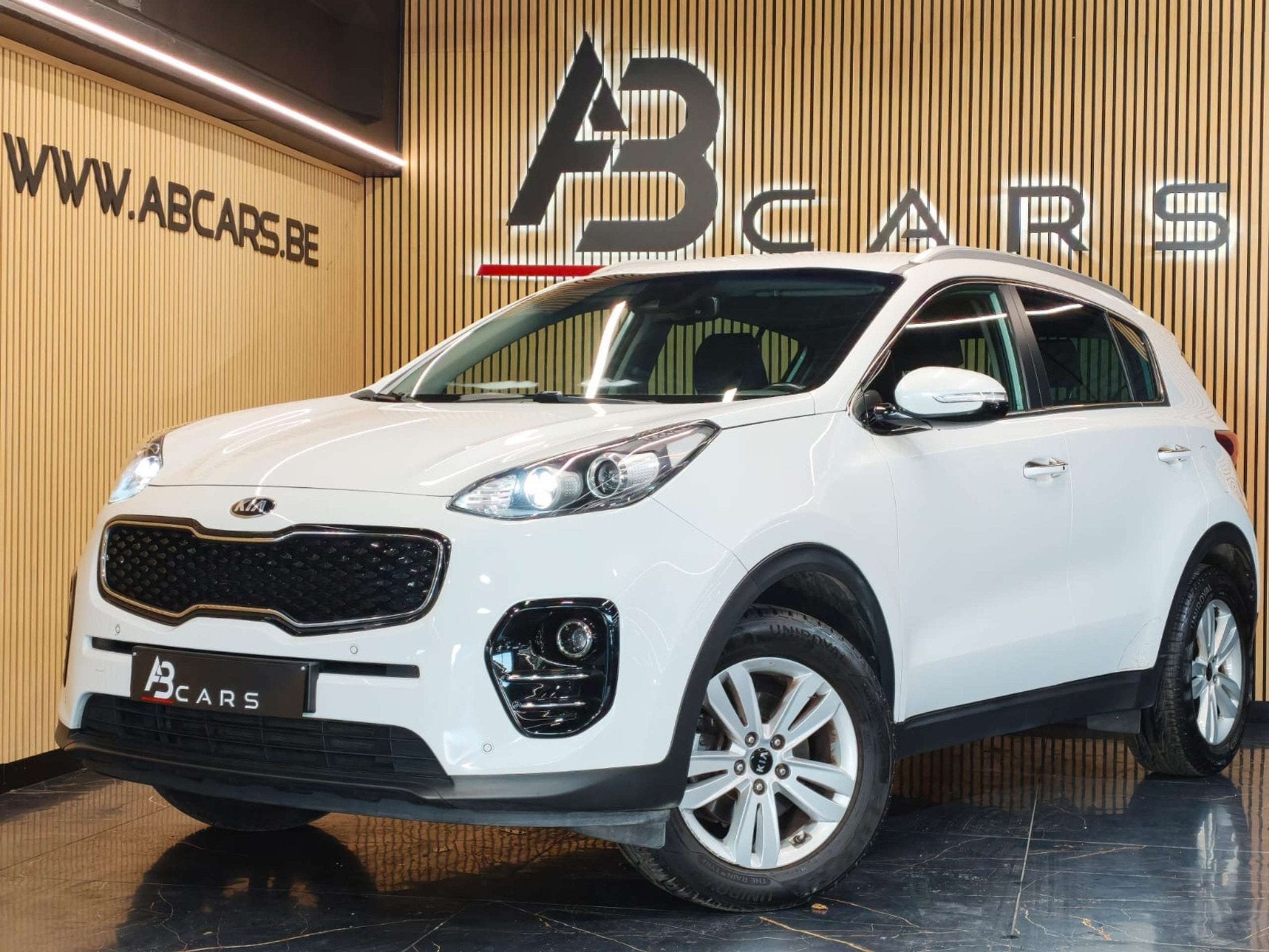 Kia Sportage 1.6I * GARANTIE 12 MOIS * (bj 2017), Stof, Gebruikt, Wit, Bedrijf