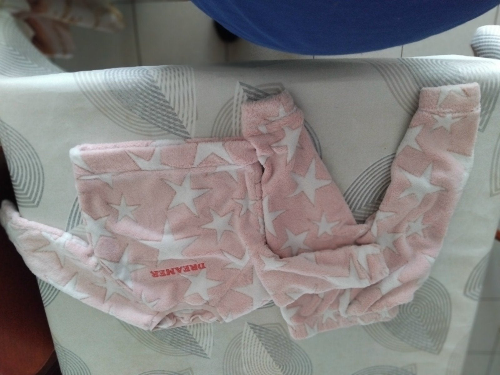 zacht pyjama met sterren maat 18-24maand, Kinderen en Baby's, Ophalen, Nacht- of Onderkleding, Meisje, Zo goed als nieuw