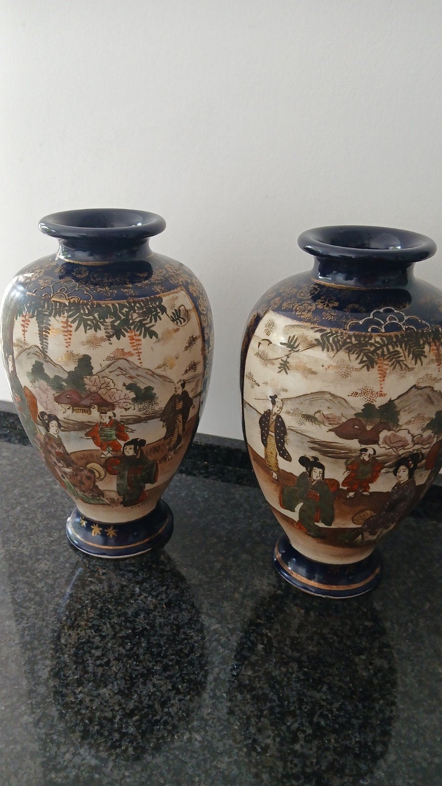 Chinees vazen met stempel, Ophalen