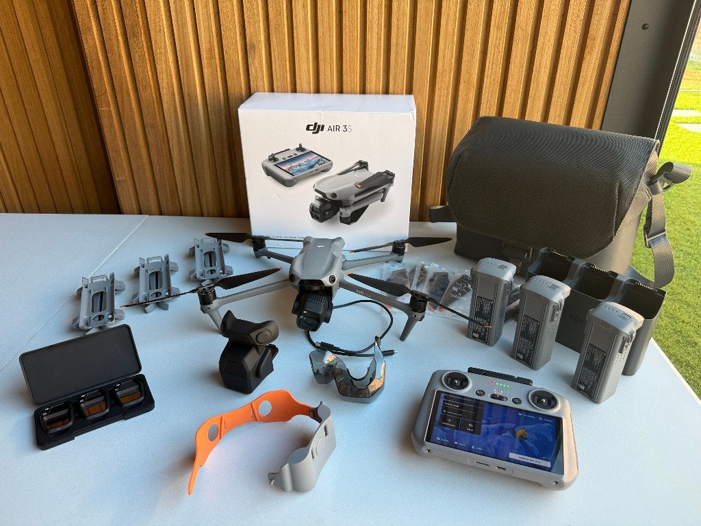 DJI Air 3S Fly More Combo + RC 2 + DJI Care, Cameradrone, Zo goed als nieuw, DJI, Meer dan 10 kilometer