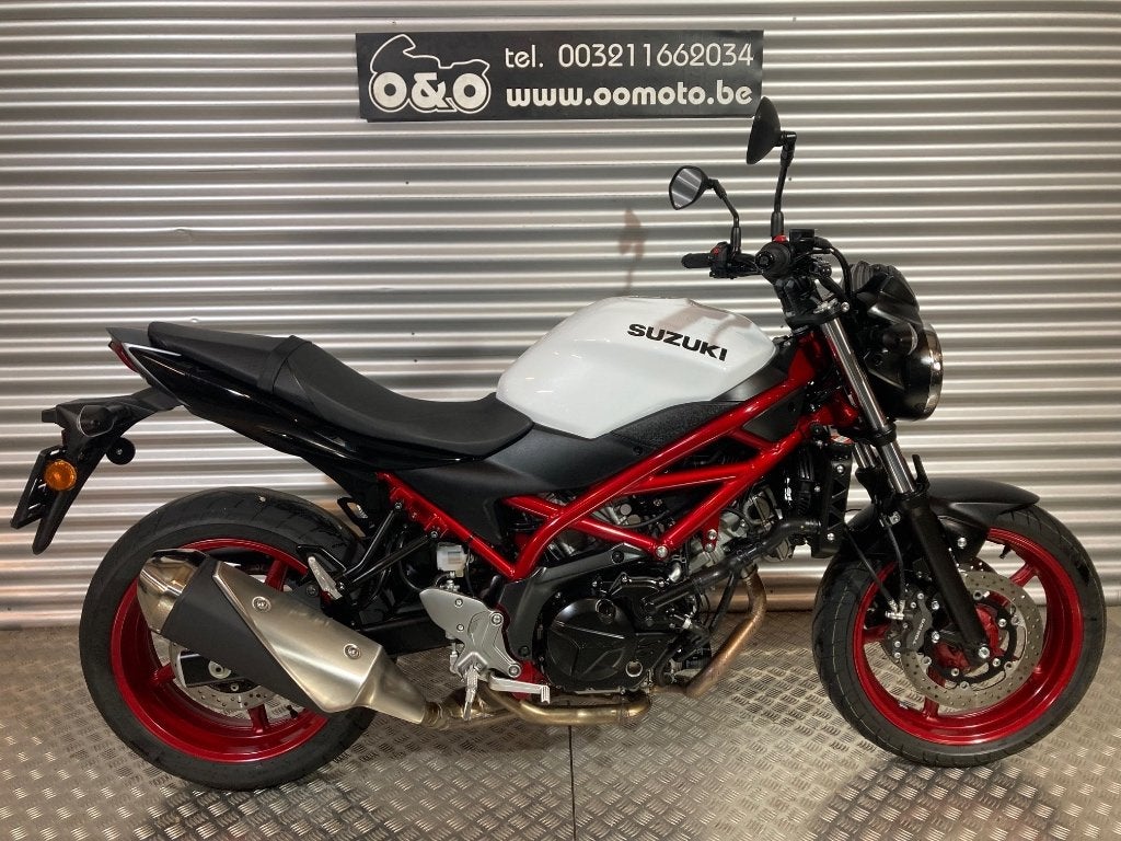 Suzuki SV650N ABS + 1 an garantie + entretien GRATUIT!, Motos, Motos | Suzuki, Permis Moto A, Entreprise, Occasion, Plus de 35 kW