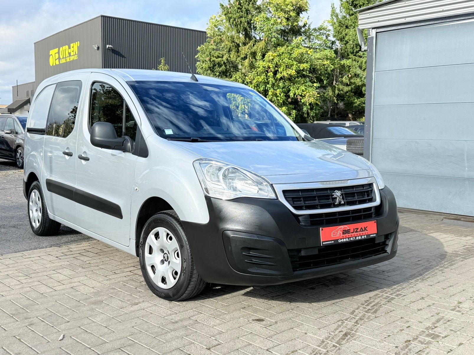 Peugeot Partner 1.6HDi Lichtevracht 3PL Airco Euro6b 1j gar, Voorwielaandrijving, Euro 6, Bedrijf, Te koop