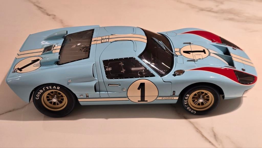 Exoto Ford GT 40 1966 schaal 1/10, Hobby & Loisirs créatifs, Voitures miniatures | 1:5 à 1:12, Enlèvement ou Envoi, Comme neuf
