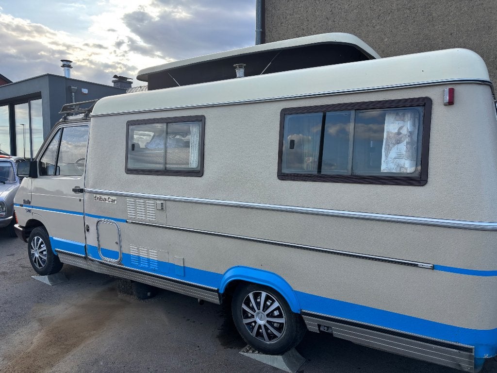 Camping Car Renault, Caravanes & Camping, Camping-cars, Autres marques, Autres marques, Boîte manuelle, Jusqu'à 5 mètres