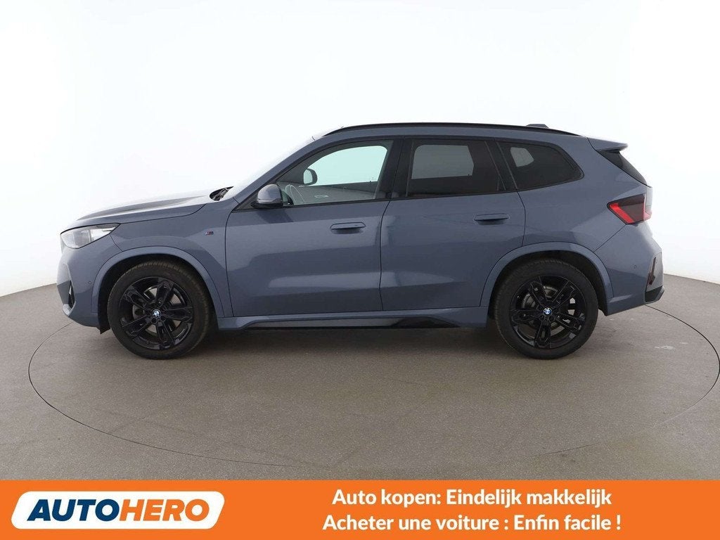 BMW X1 sDrive 20i Mild-Hybrid M Sport (bj 2023, automaat), Auto's, BMW, Gebruikt, Euro 6, Alcantara, 5 zetels