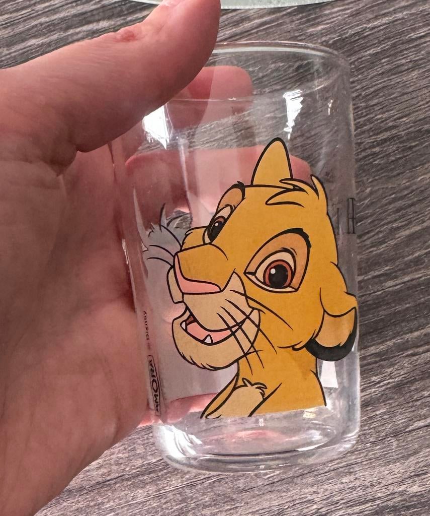 Verre le roi lion amora, Enlèvement ou Envoi, Verre