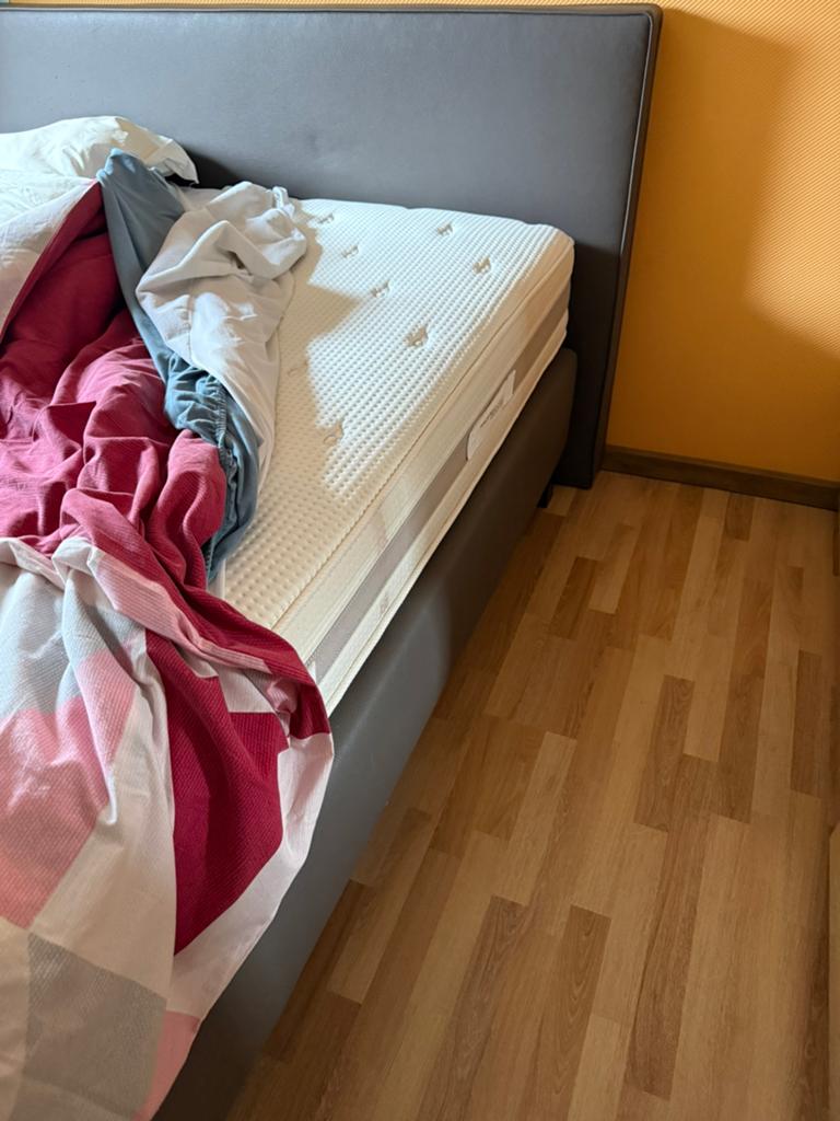 Boxspring, Huis en Inrichting, Slaapkamer | Complete slaapkamers, Ophalen, Zo goed als nieuw