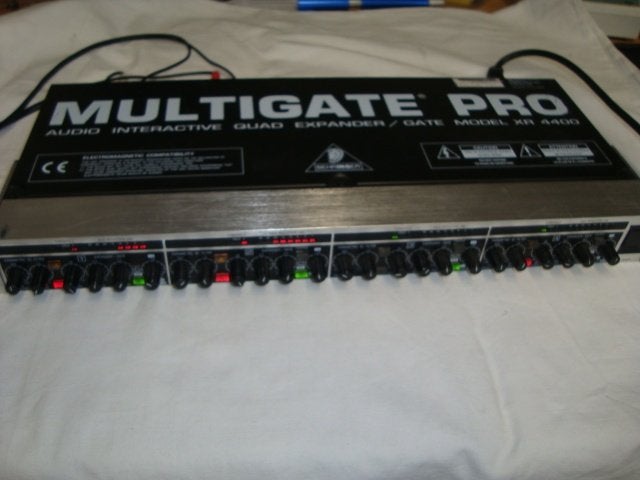 Gebruikt: Behringer Multigate Pro XR4400, 20230233, Enlèvement ou Envoi, Utilisé
