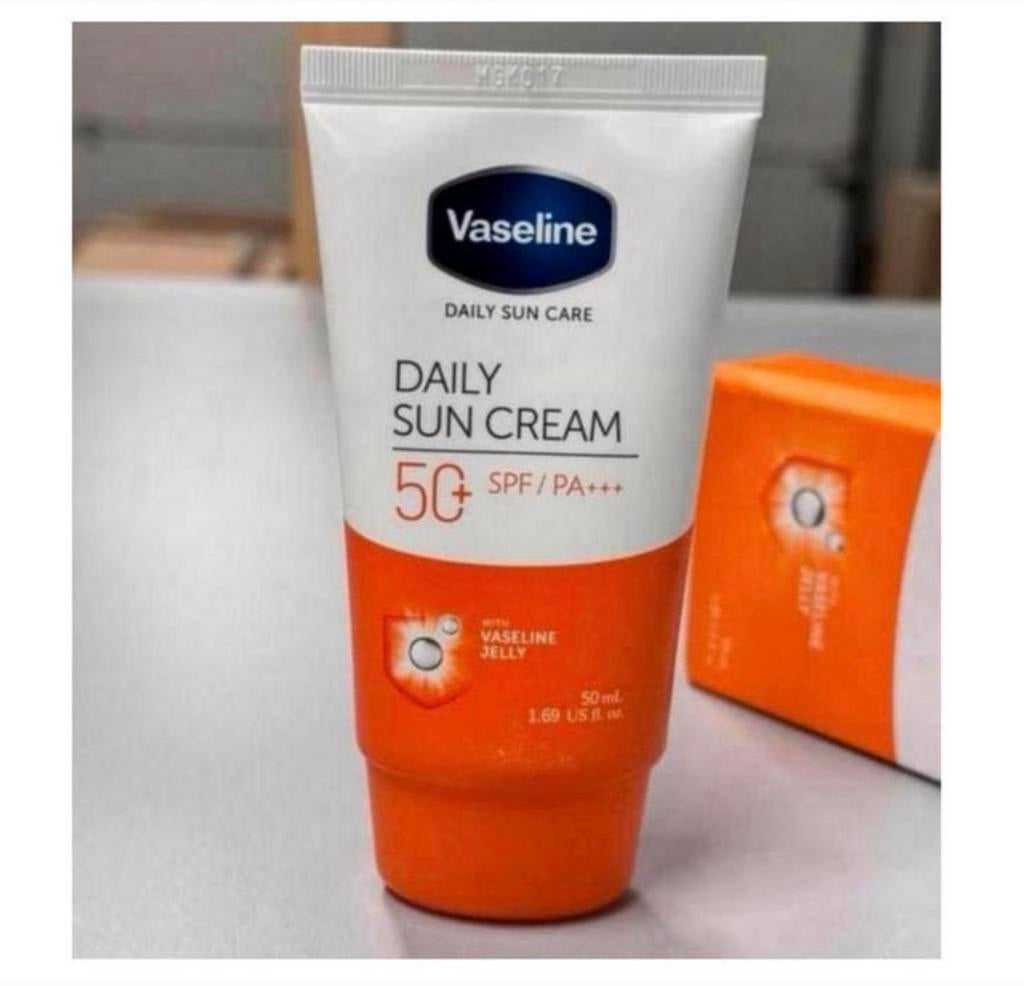 Crème solaire quotidienne à la vaseline SPF 50+, PA+++ 50 ml, Enlèvement ou Envoi, Neuf, Coup de soleil ou Après-soleil