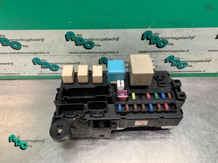 Boîte à fusibles d'un Daihatsu Cuore (Cuore 03-), Daihatsu, -, 3 mois de garantie, Utilisé