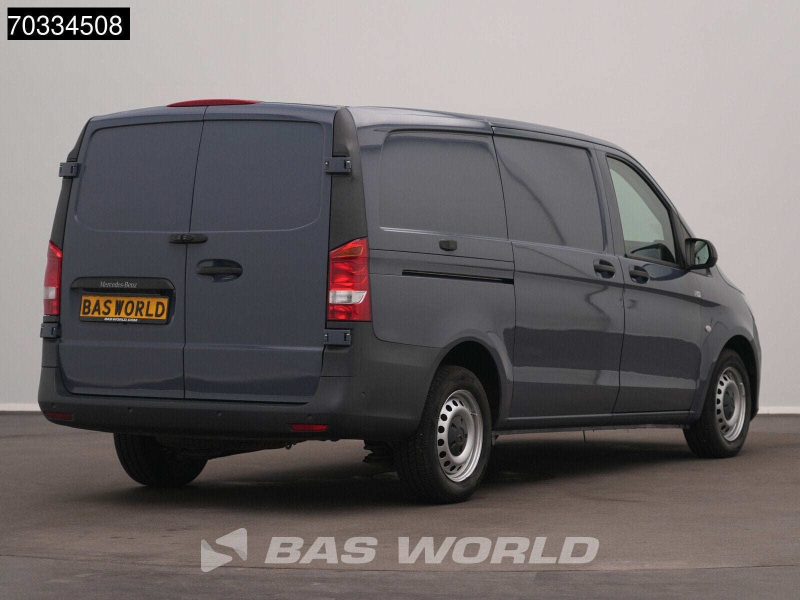 Mercedes Vito 110 L2H1 LED Airco Cruise Camera Parkeersensor, 75 kW, Stof, Gebruikt, Euro 6