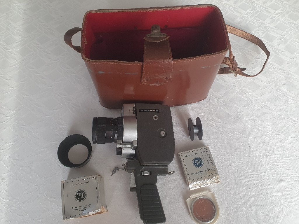 Sankyo Zoom 8 camera set, Enlèvement ou Envoi, 8 mm, Caméra