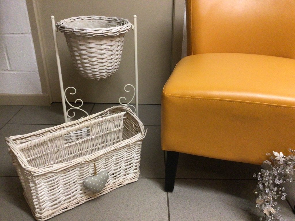 Lot fauteuil cache pot porte revues, Enlèvement, Bois
