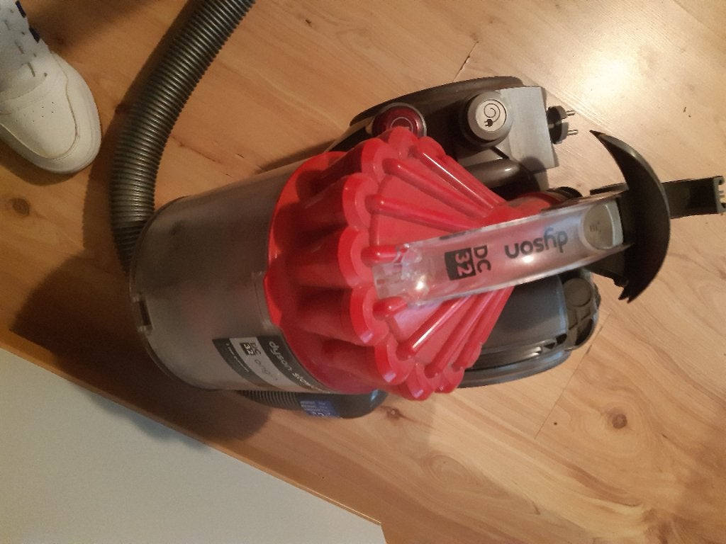 Aspirateurs dyson, Electroménager, Enlèvement, Utilisé, Aspirateur traîneau, Dyson