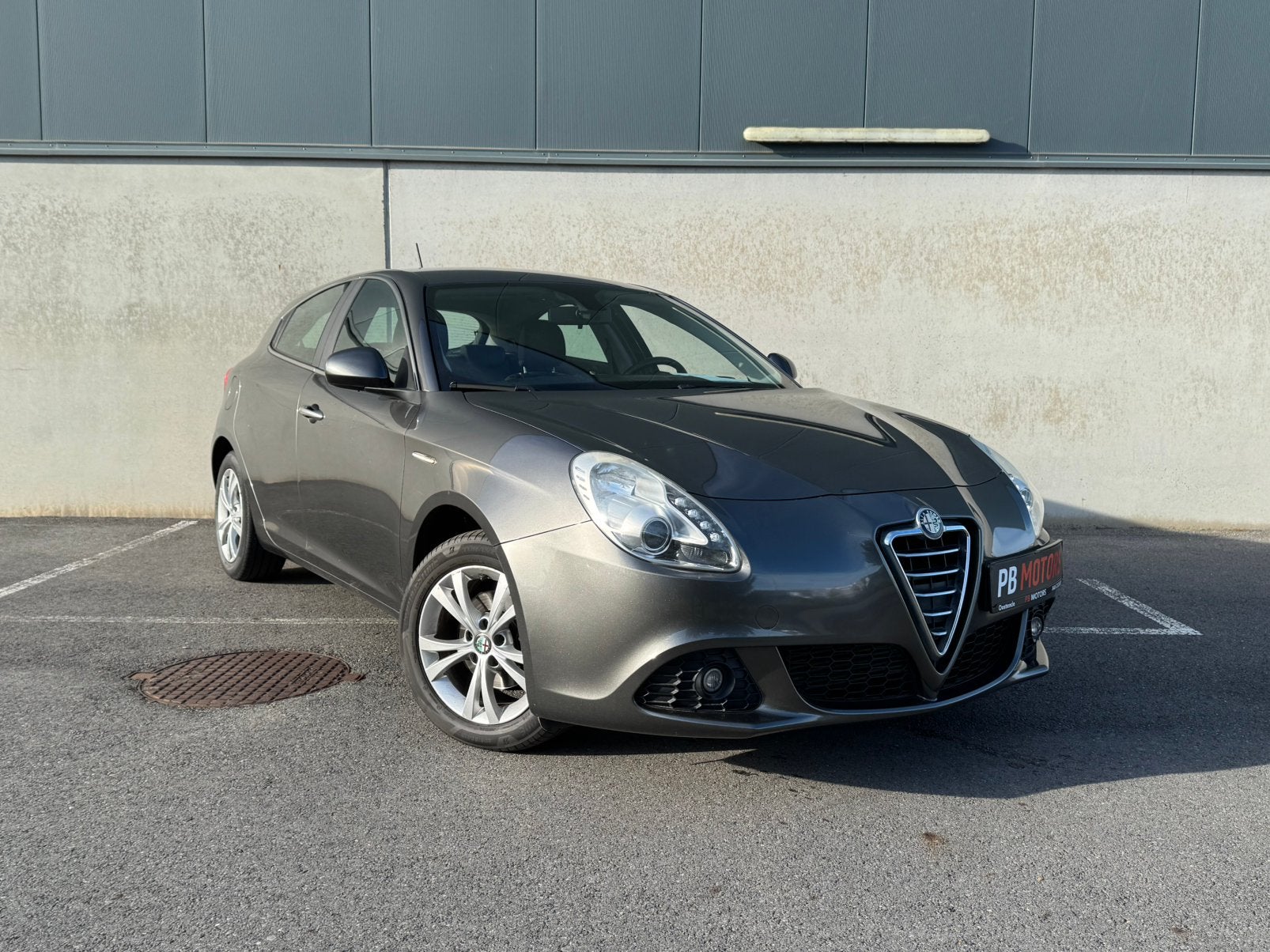alfa romeo giulietta - 2014 - diesel - 182.000 km - airco, Auto's, Alfa Romeo, 1600 cc, Bedrijf, Te koop, Multifunctioneel stuurwiel