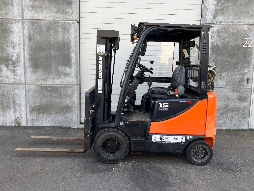Heftruck Doosan 1,5 ton gas, Zakelijke goederen, Ophalen