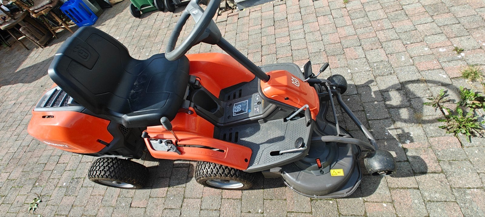 Pilote Husqvarna R112C, Enlèvement