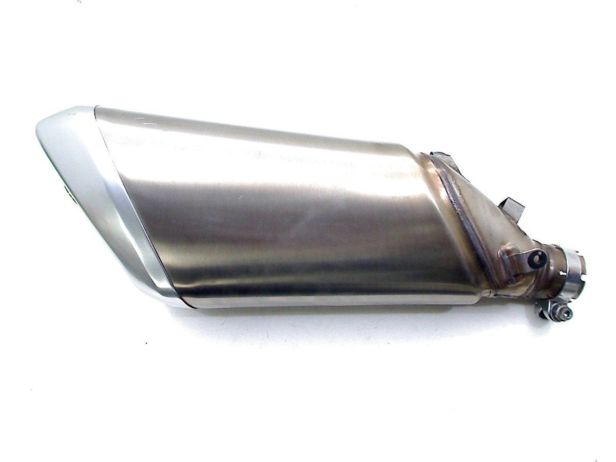 ÉCHAPPEMENT SILENCIEUX ORIGINAL OEM Suzuki, Dhr. S. di Majo, Utilisé, Info@cama-motorparts.nl, P.J. Troelstraweg 8 8
3144 CX  MAASSLUIS, NL