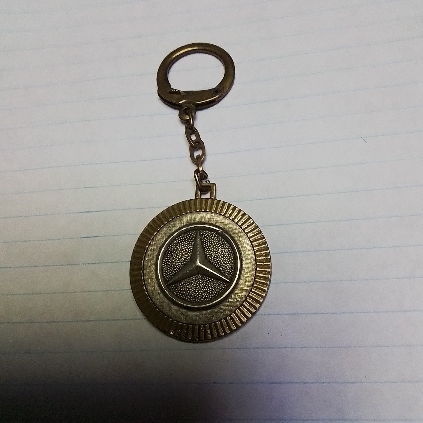 2 oudere Mercedes-Benz sleutelhangers, jaren 70?, Verzamelen, Ophalen of Verzenden