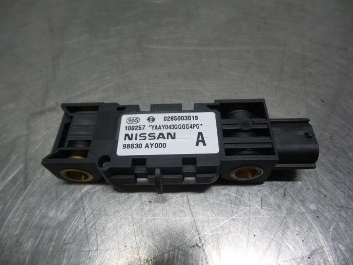 Détecteur airbag d'un Nissan Micra (Micra 03-), -, 3 mois de garantie, Utilisé, -