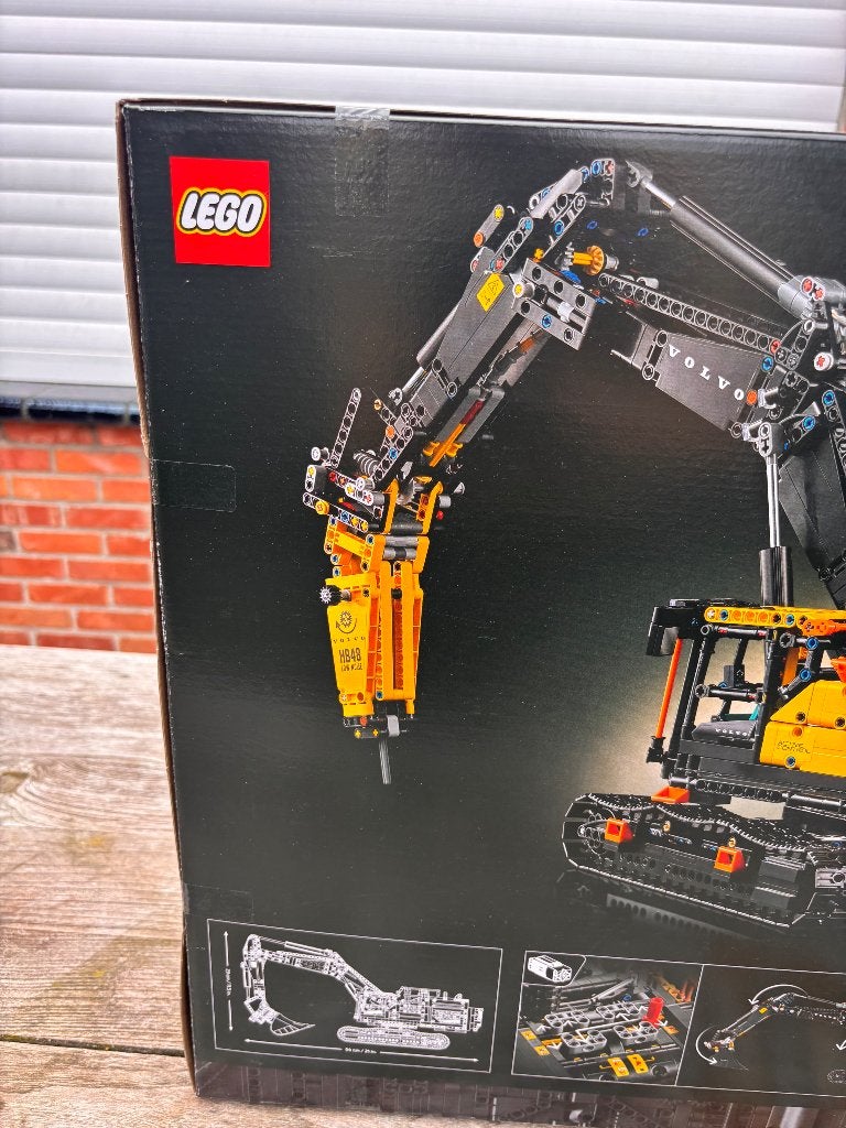LEGO Technic Volvo EC500 Hybrid Excavator (42215, Kinderen en Baby's, Speelgoed | Duplo en Lego, Lego, Nieuw, Ophalen of Verzenden