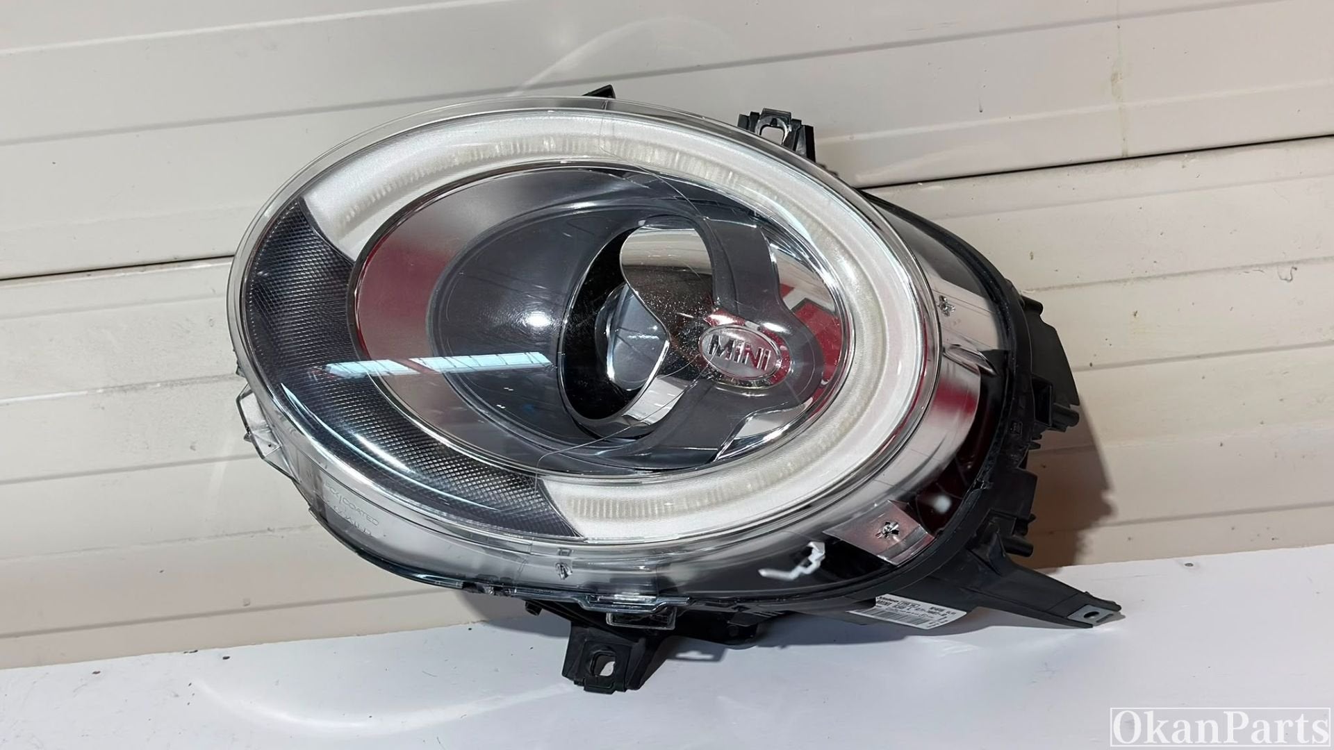 Clignotants LED Mini Cooper F54 F55 F56, r f rence 631174948, Customer.service@mini.co.uk, BMW AG, Petuelring 130
80788  Munich, DE