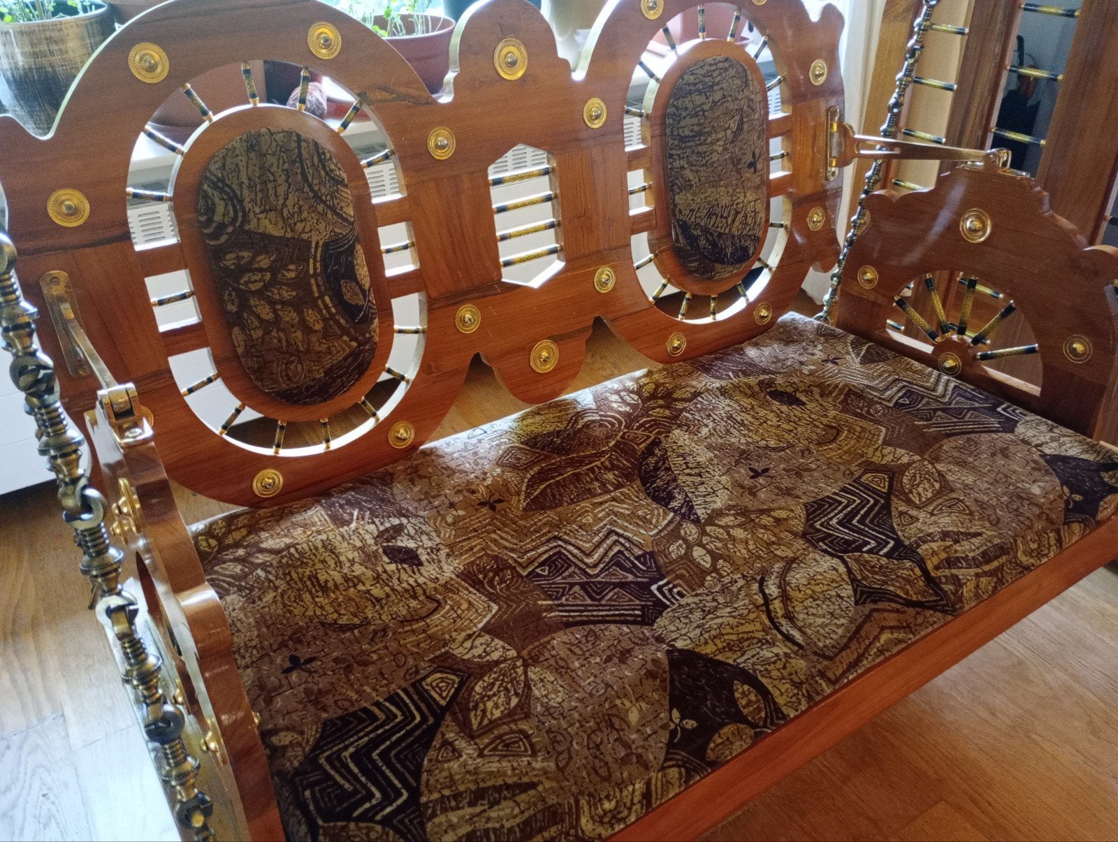 schommel teak wood handmade India, Ophalen, Zo goed als nieuw