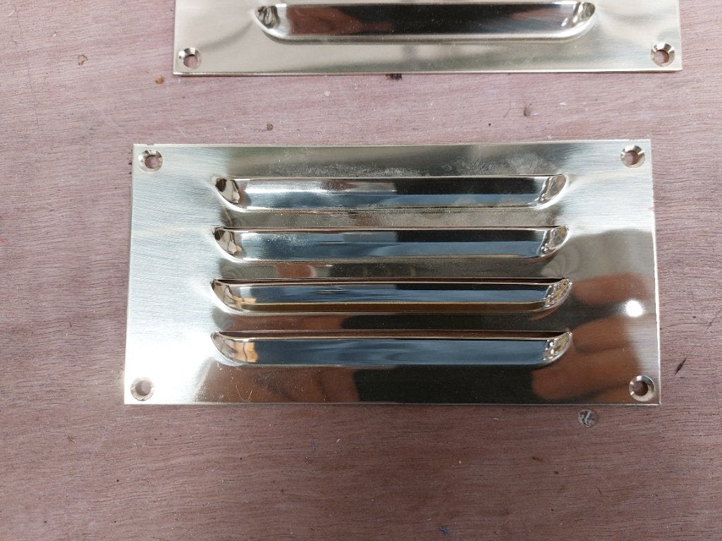 Petites grilles d'aération en laiton, Bricolage & Construction, Enlèvement ou Envoi, Neuf