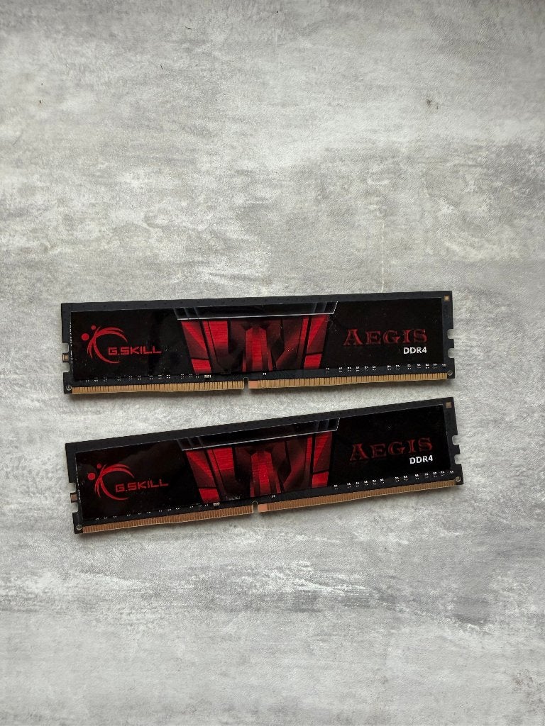 DDR4 GSkill Aegis 2x8Go 3200, Informatique & Logiciels, Mémoire RAM, Enlèvement ou Envoi, DDR4, Utilisé, Desktop