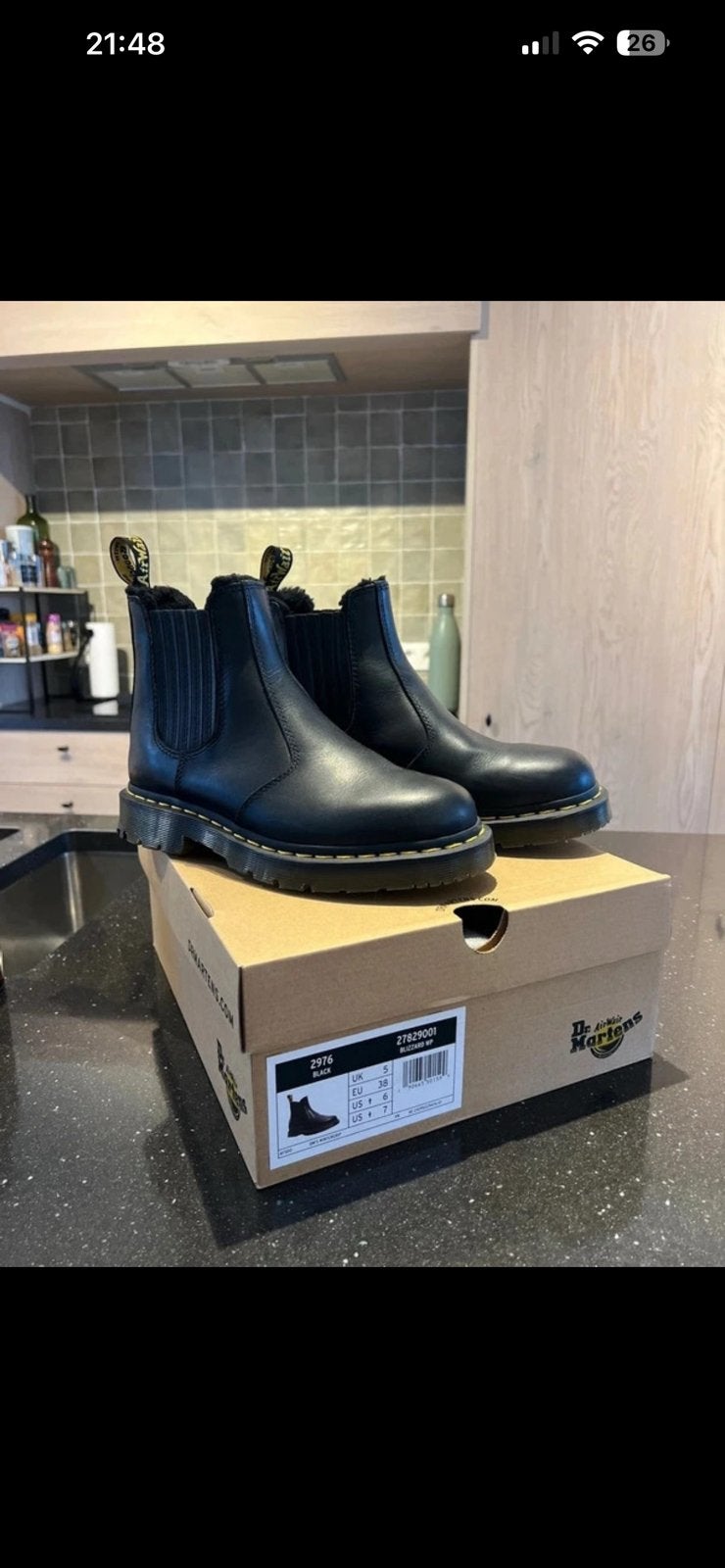Bottes Chelsea Dr Martens, Bottes, Enlèvement ou Envoi, Comme neuf, Noir
